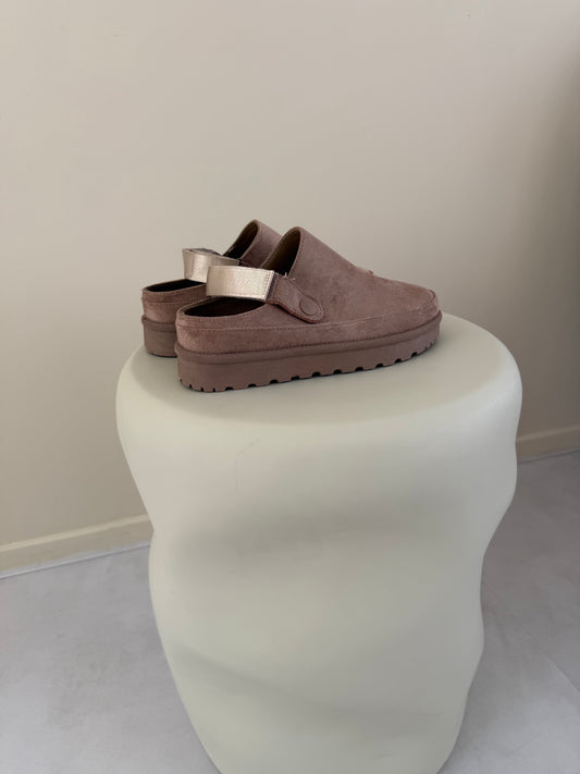Slip-on suède taupe