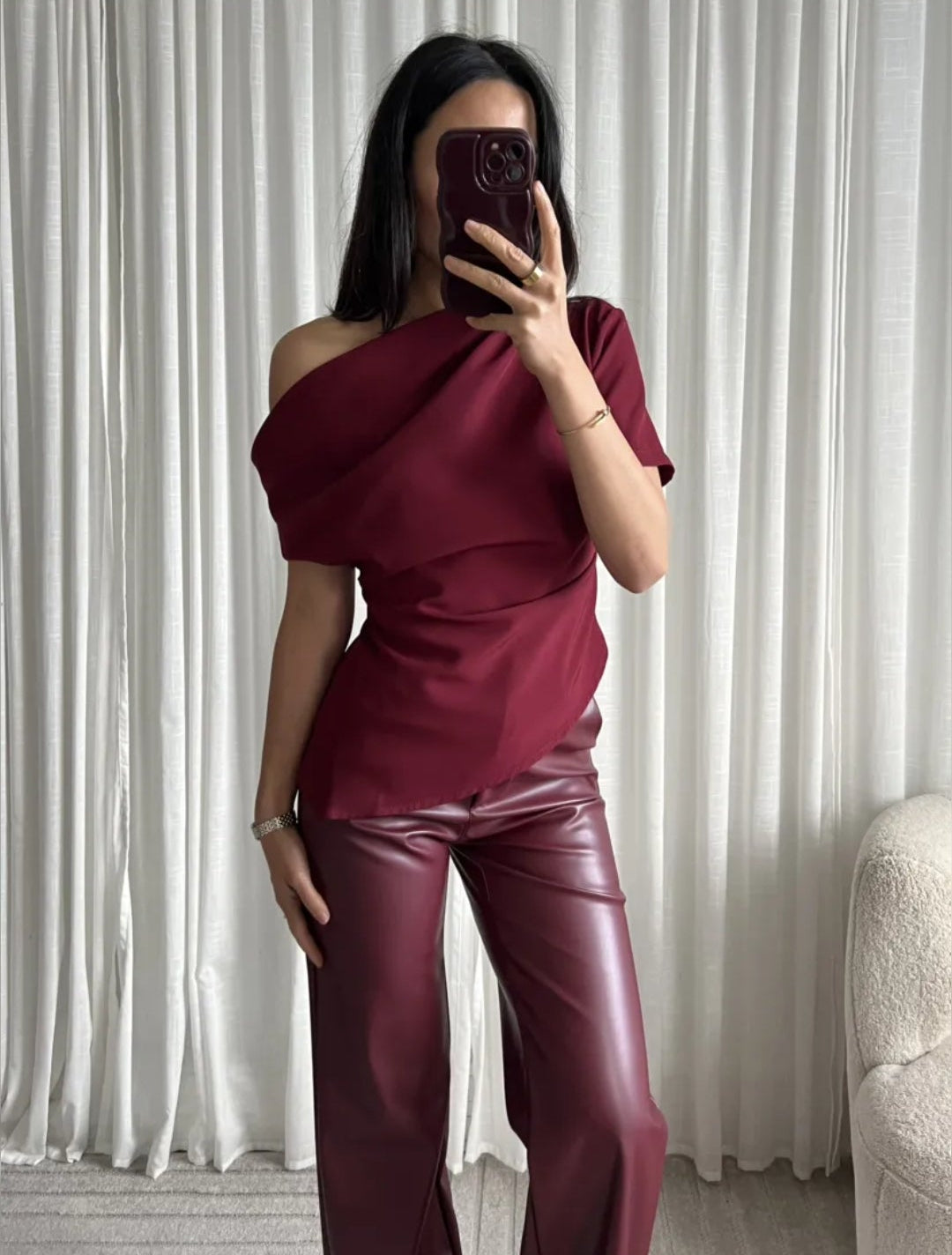 Off shoulder top burgundy
