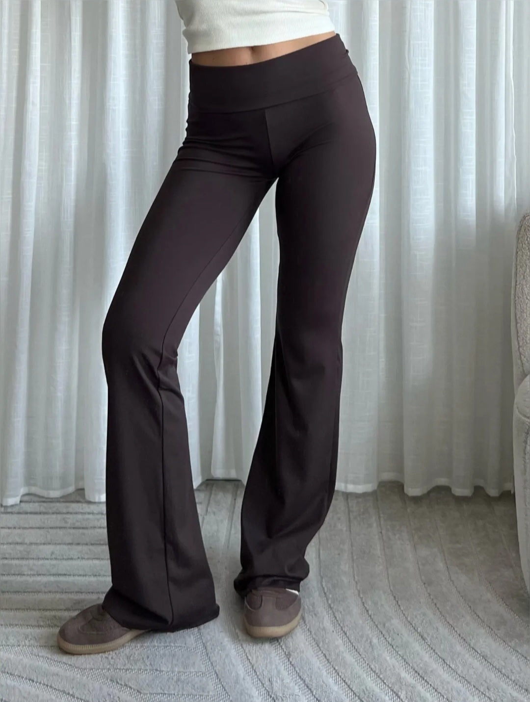 Fold over trouser brown