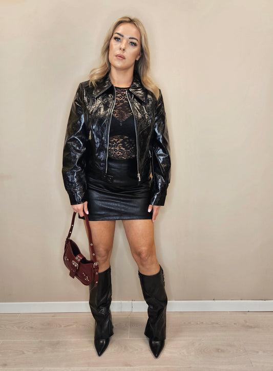 SHORT VINYL JACKET - BLACK