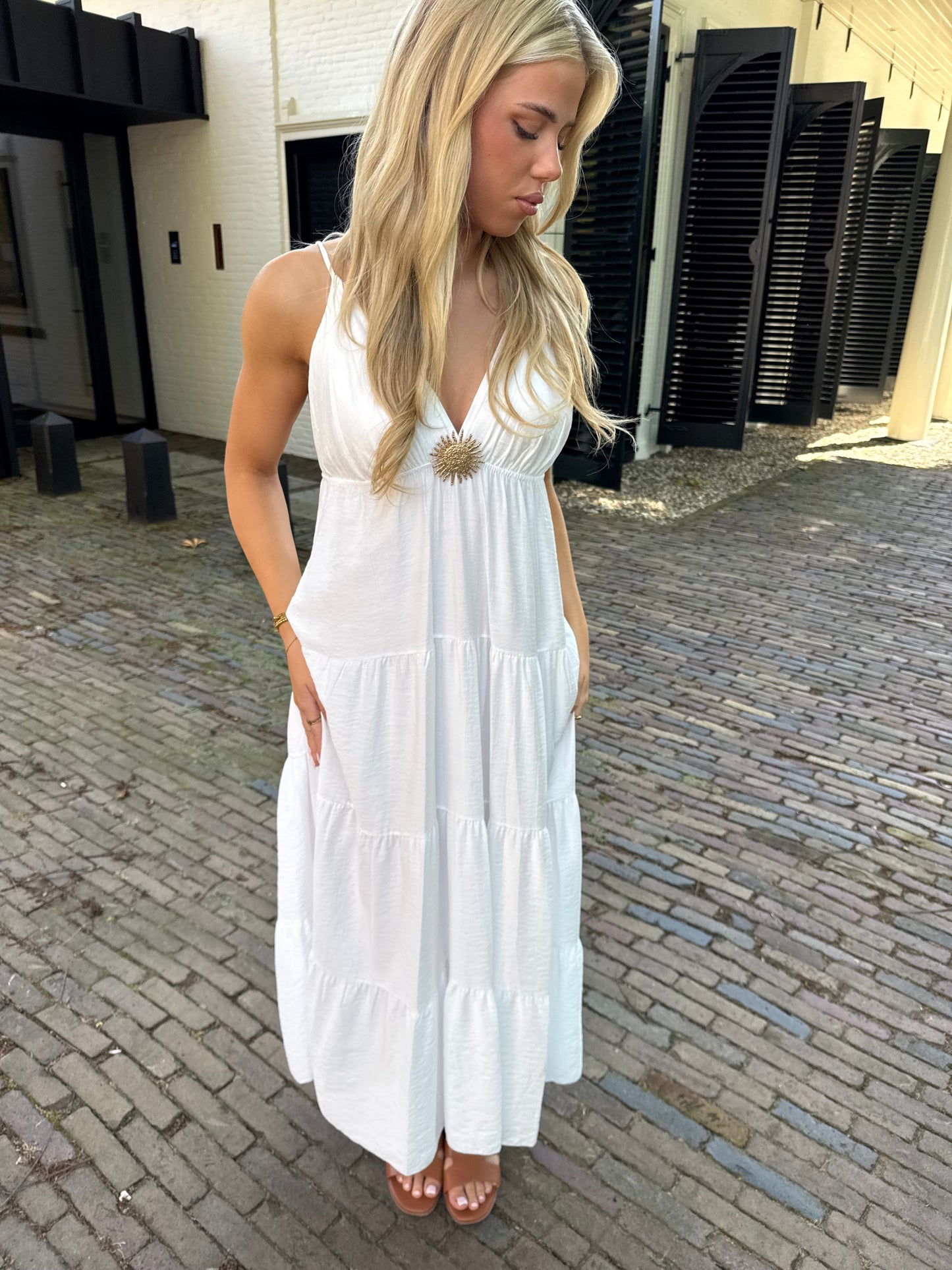 Dress white