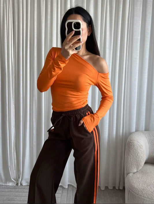 Off shoulder top orange