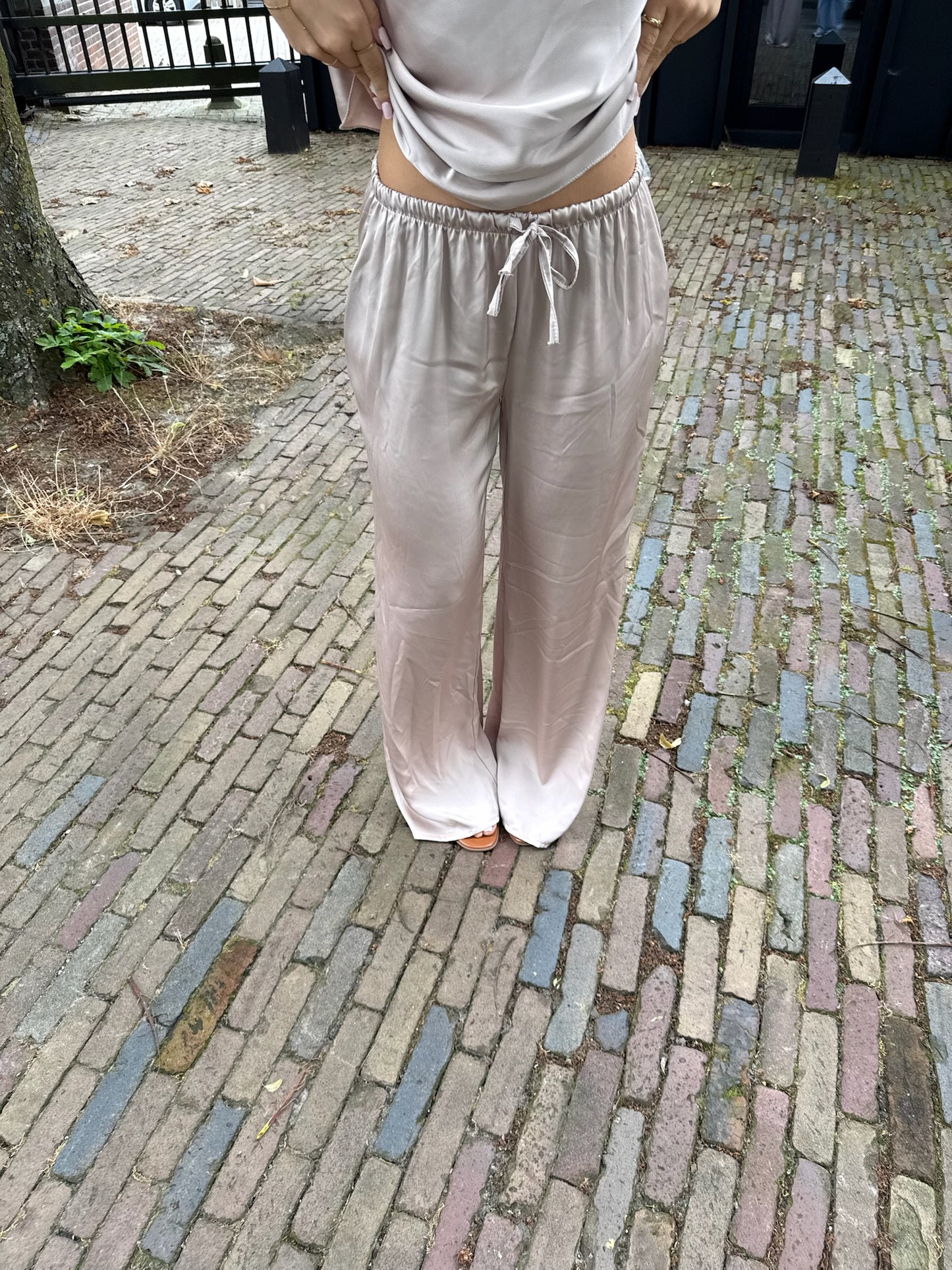 Satin trouser beige