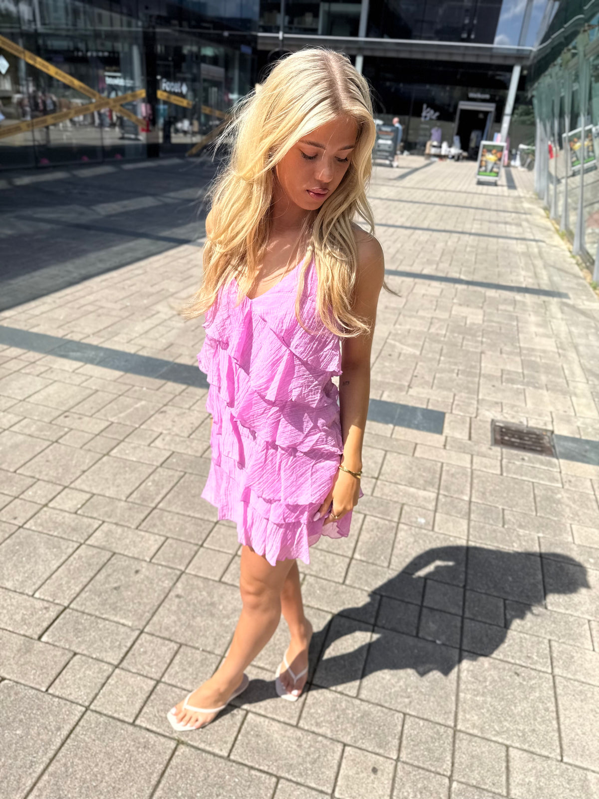Ruffle dress pink