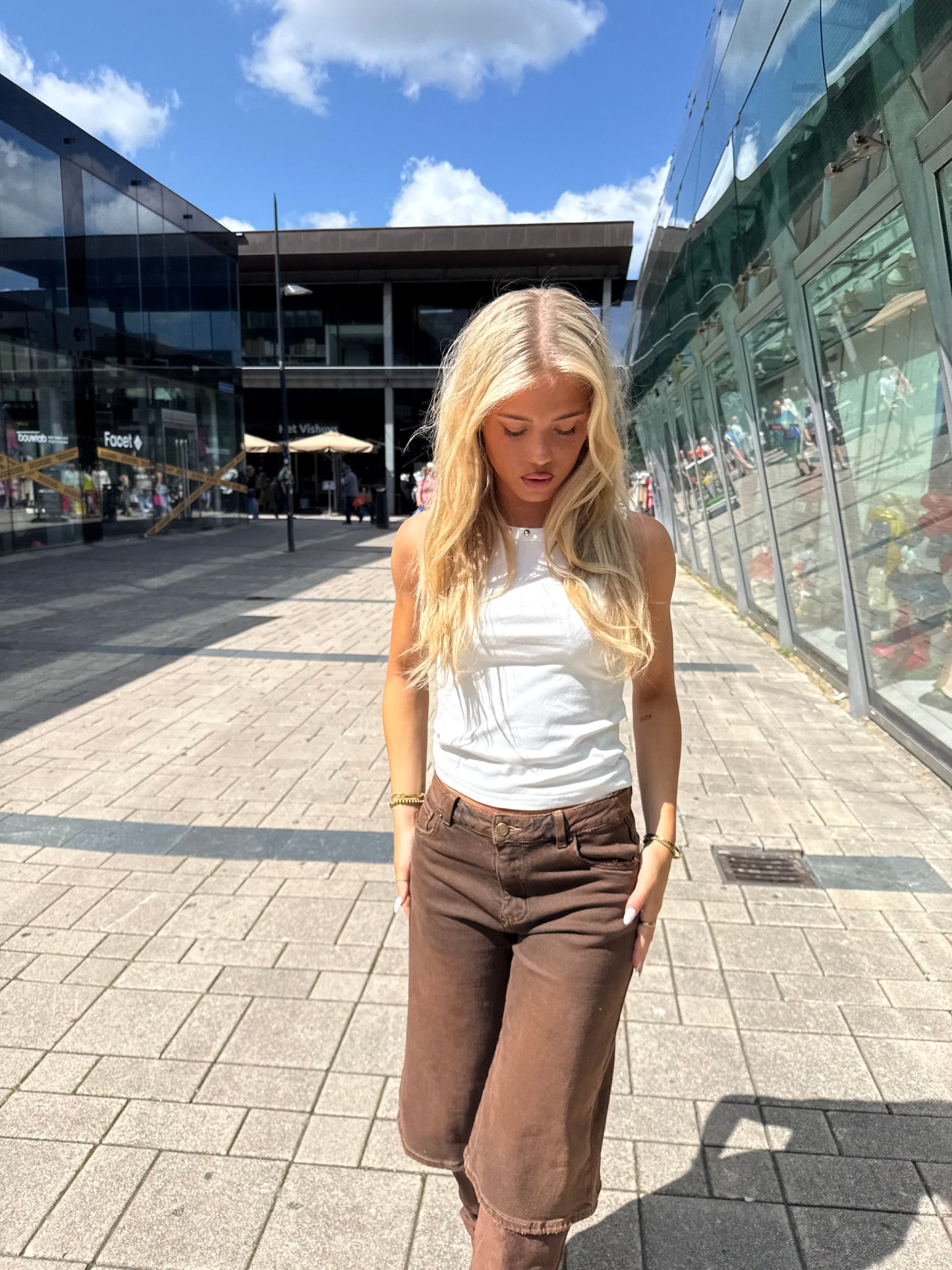 Studded top white