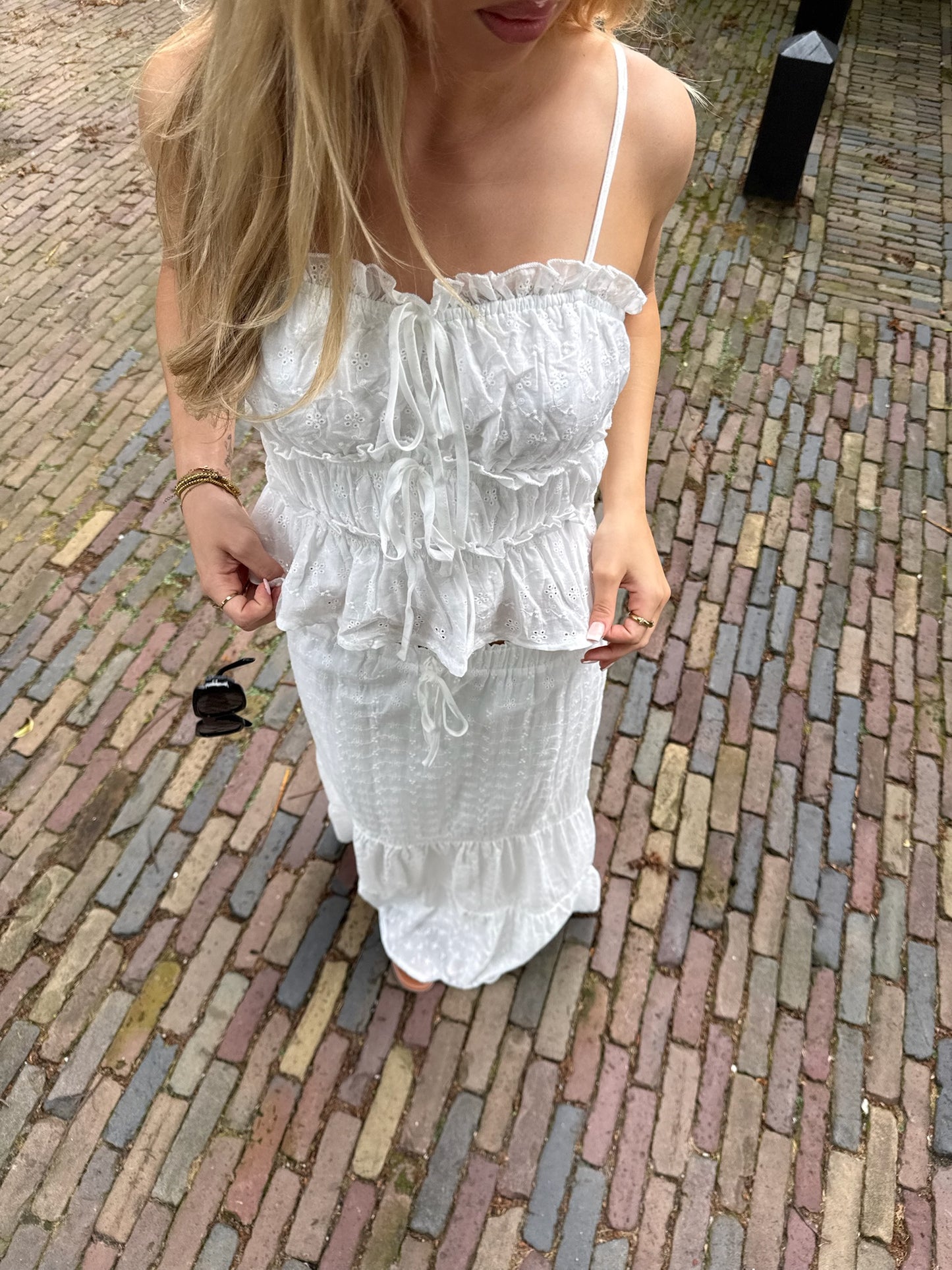Embroidered top white