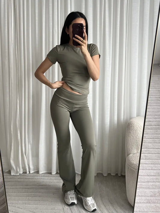 Basic top khaki