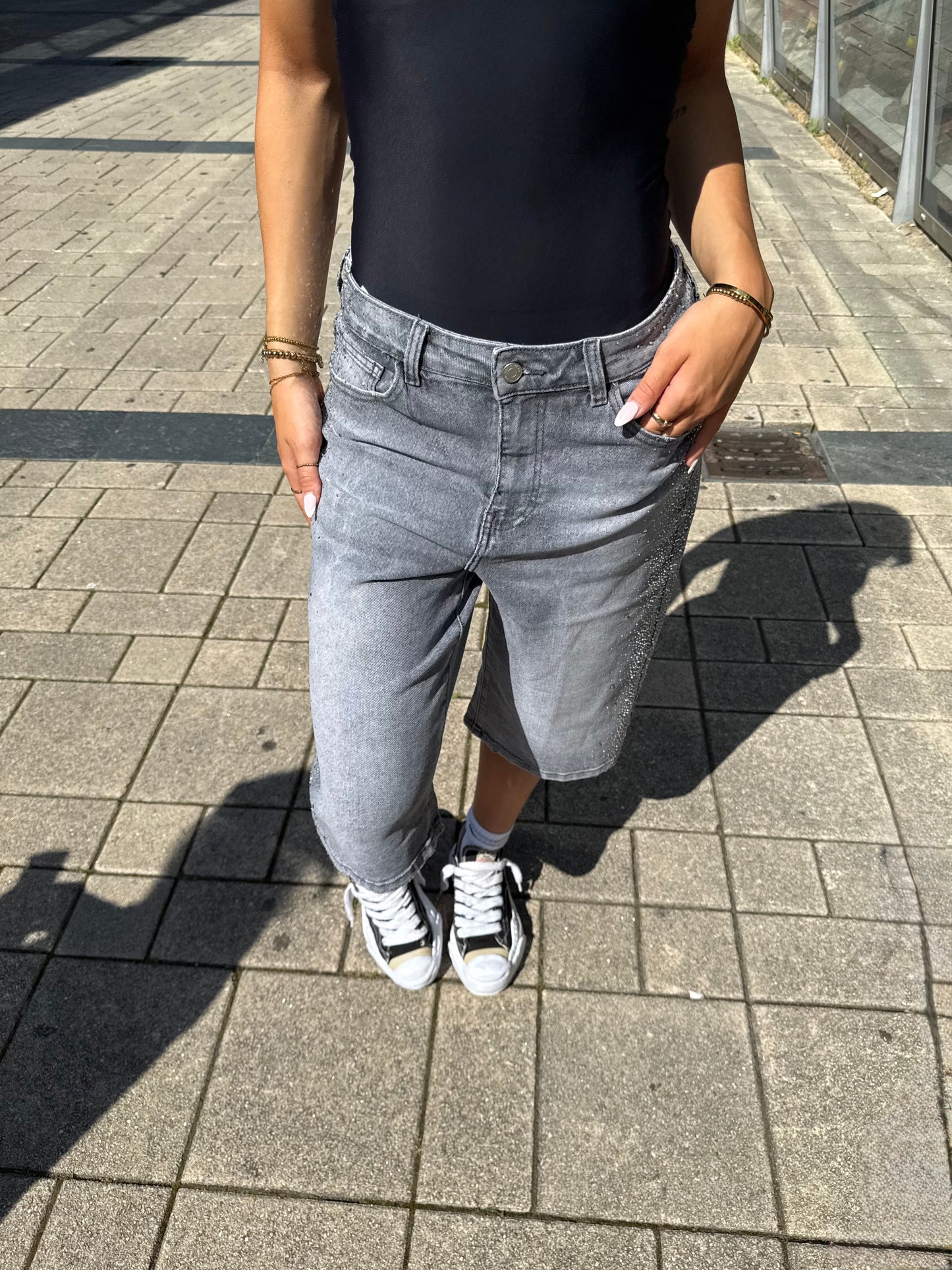 Rhinestone Jort grey