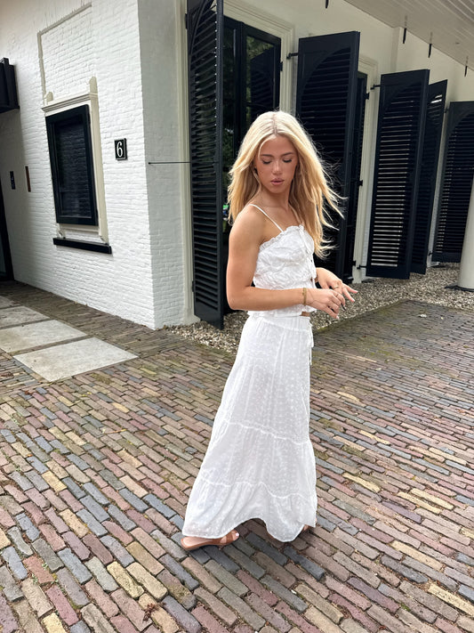 Embroidered skirt white