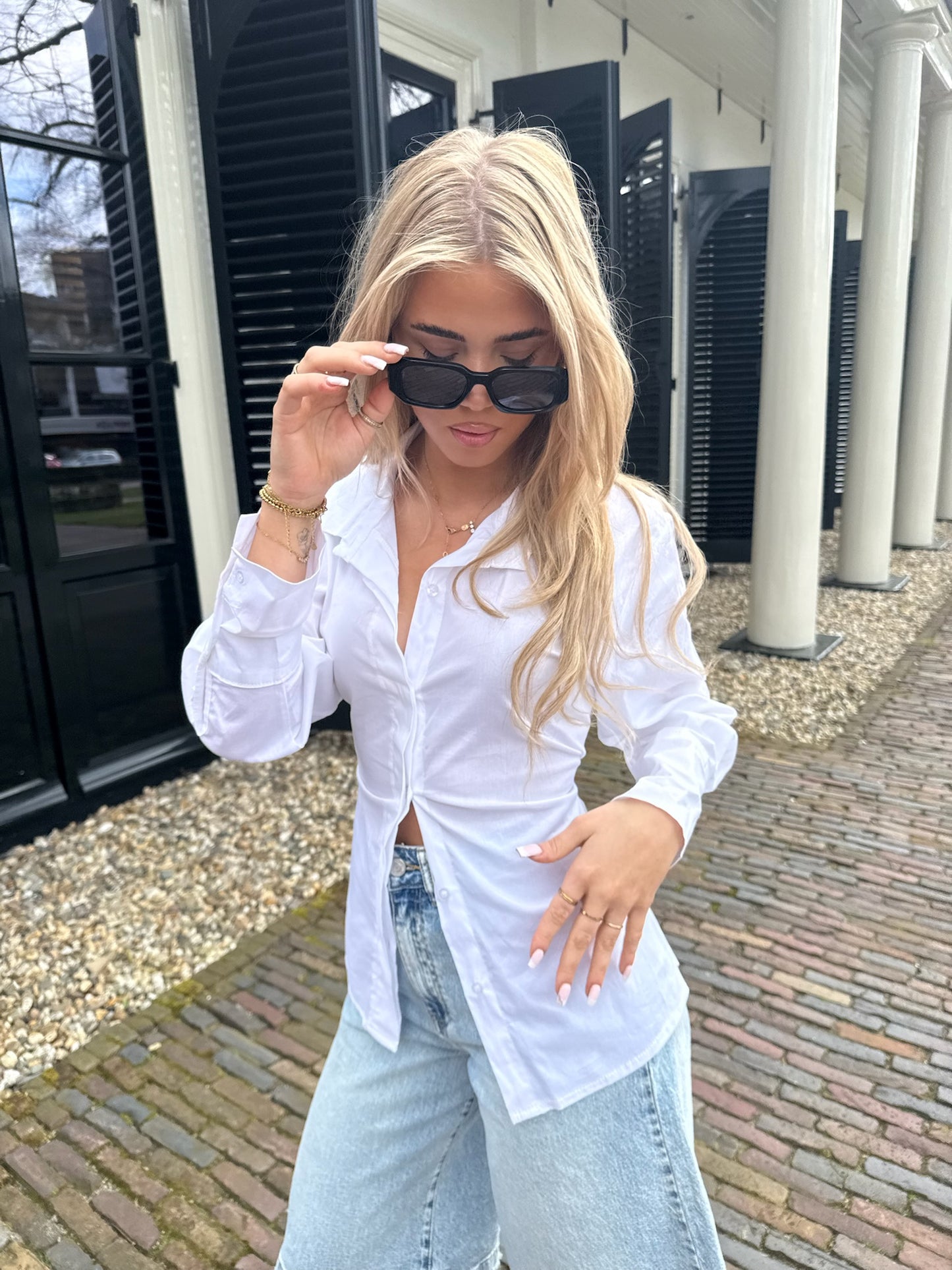 Fitted blouse white